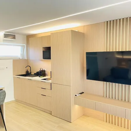Harbor Hideaway Apartment *