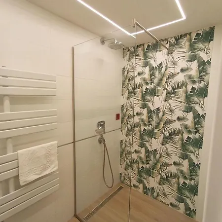 Harbor Hideaway Apartment Balatonfured